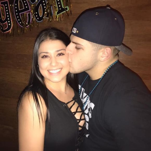 Meet your Posher, Sarah - Picture 1 of 1